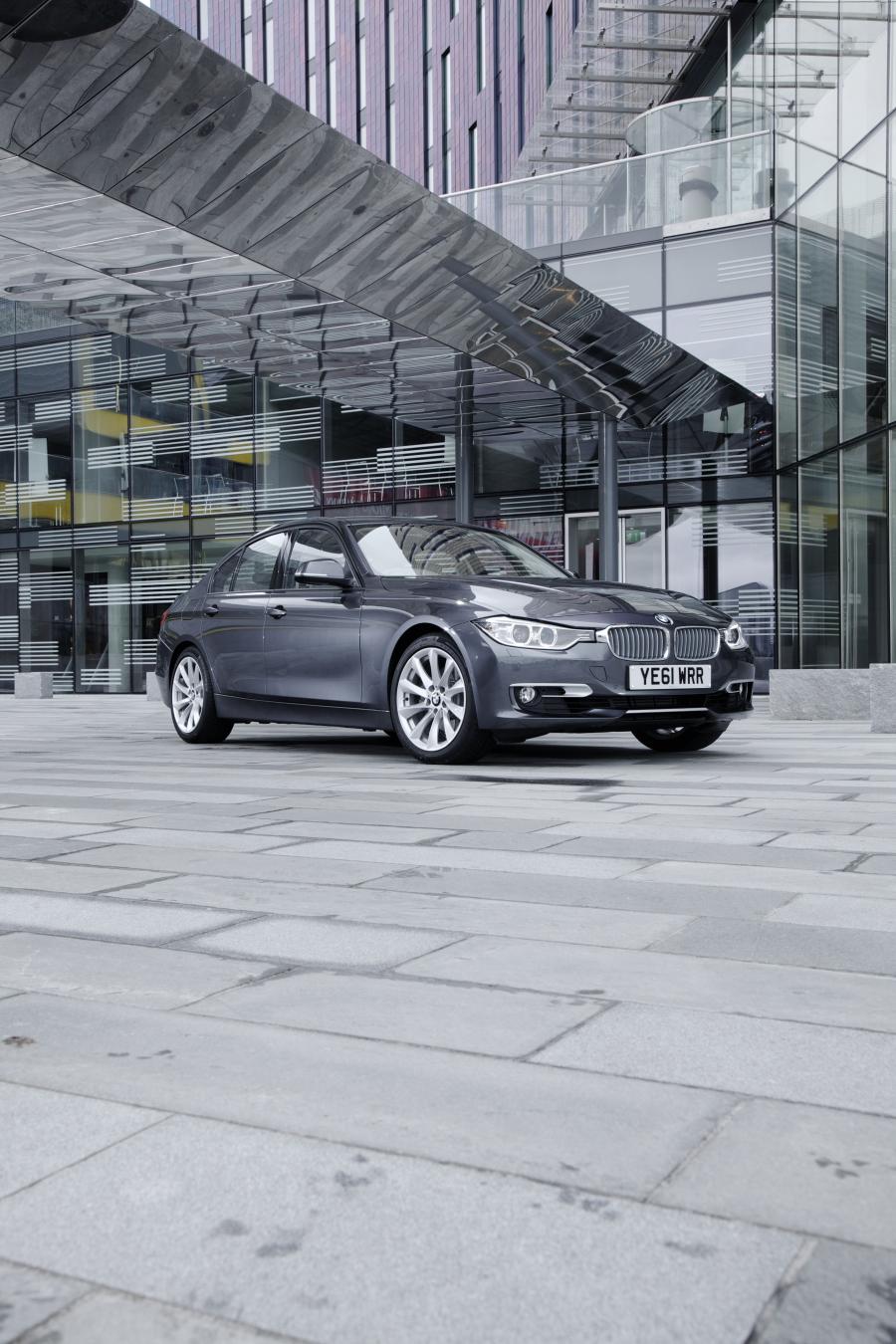  BMW 328i Modern 2012 года  (UK) (фото 21 из 29)